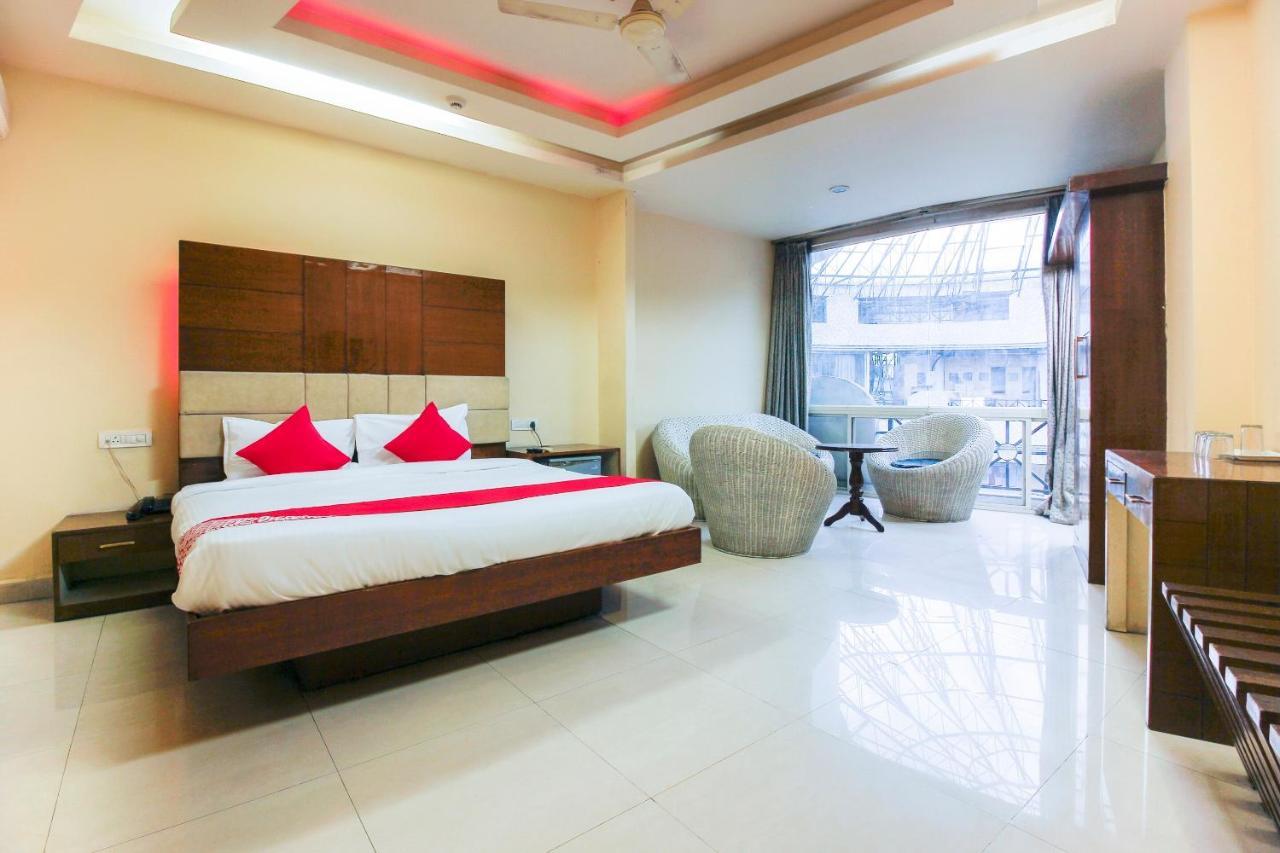 Oyo Hotel Metro International Near Lb Stadium Hyderabad Esterno foto